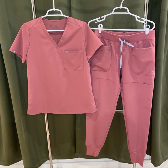 FIGS Limited Edition Mauve Qua Jogger Pants - Picture 4 of 6